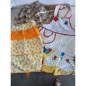 3 Vintage Aprons 2 Waist 1 Bib Style Apron Grandma Core Farmhouse Kitchen Aprons